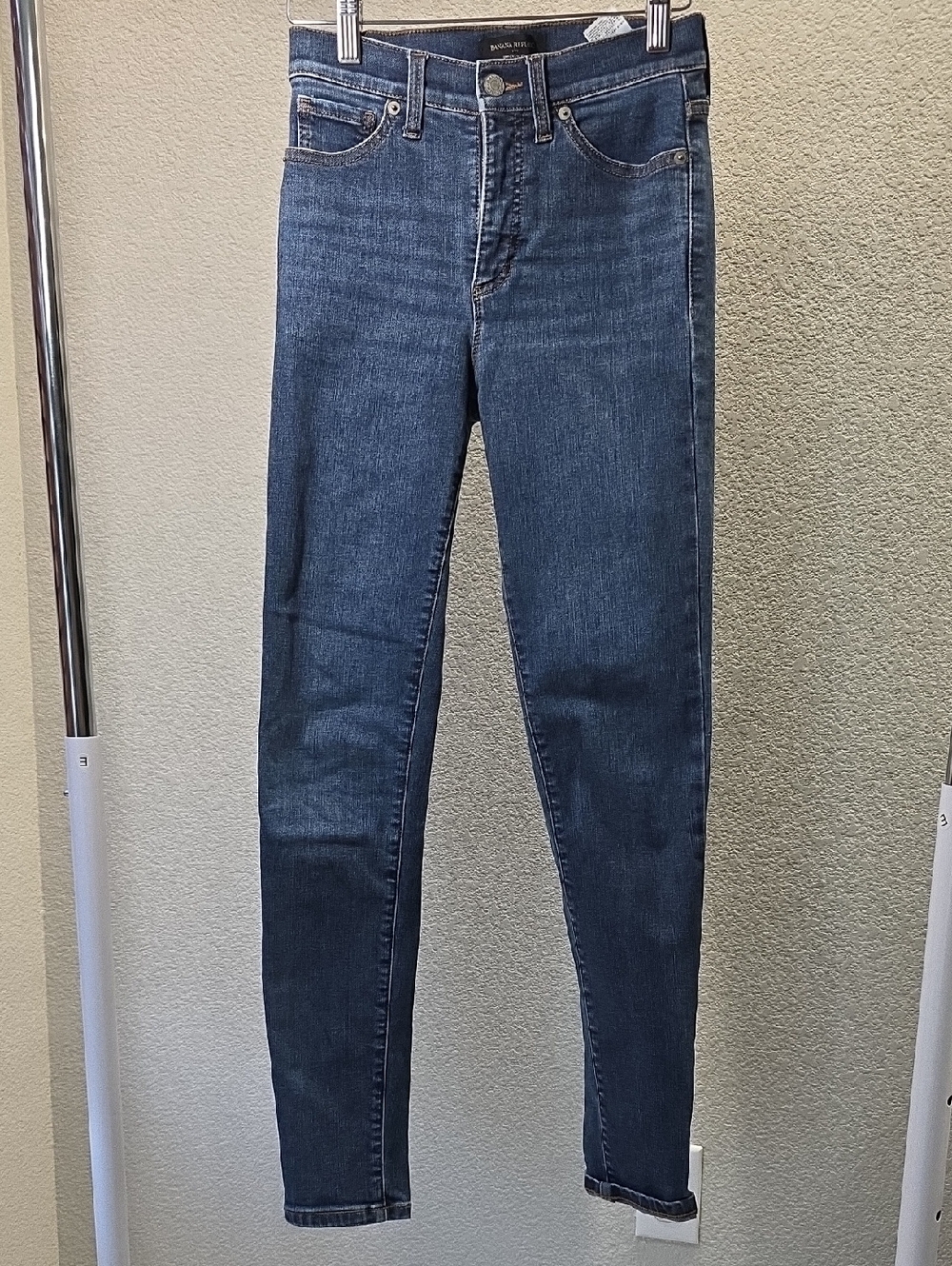 Banana Republic Slim High-Waist Skinny Jeans in Dark Blue Wash